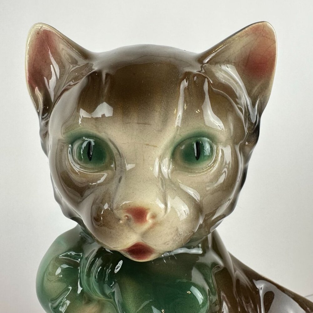 Vintage Royal Copley Ceramic Cat Planter With Bow & Yarn Ball - Picture 2 of 8